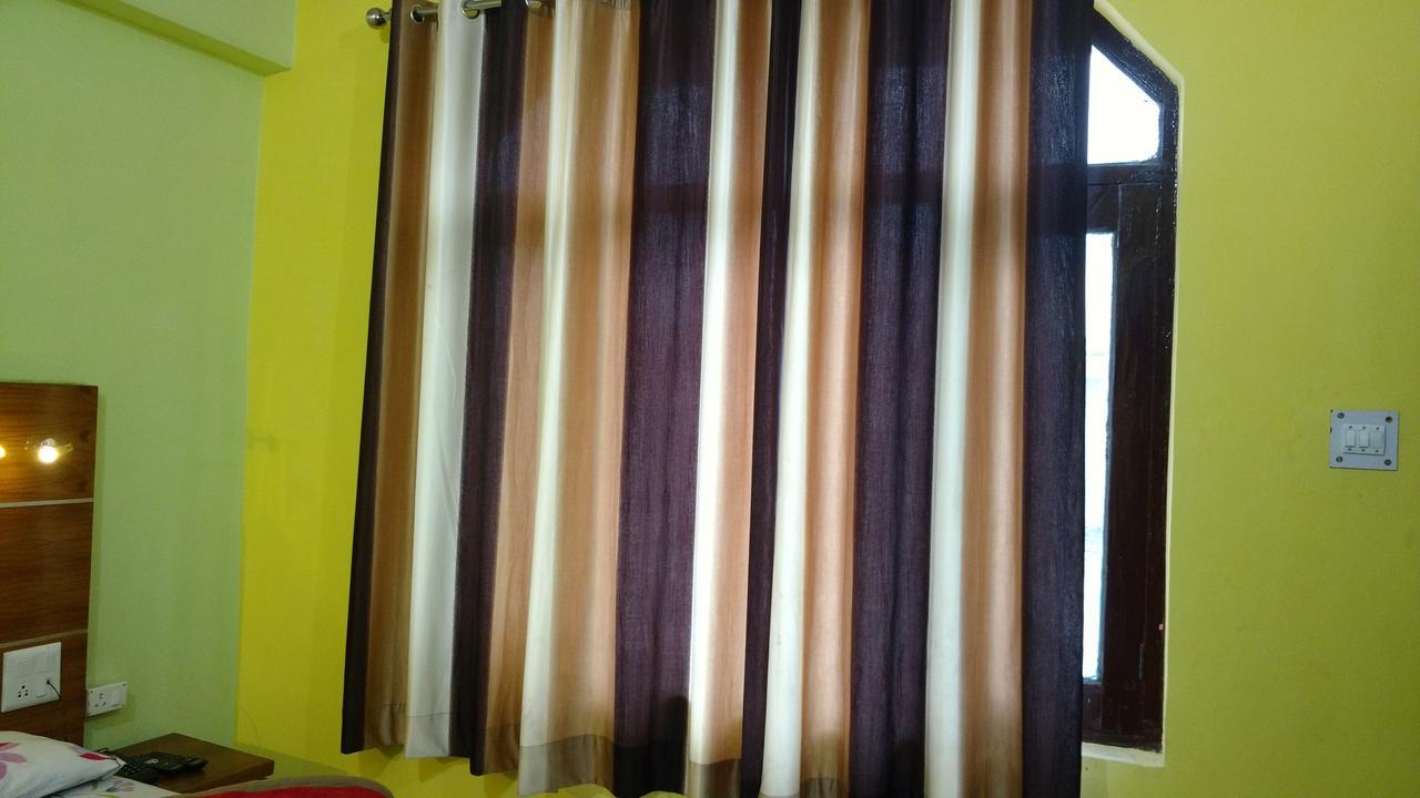 Hotel Brahma Kamal Joshimath Luaran gambar